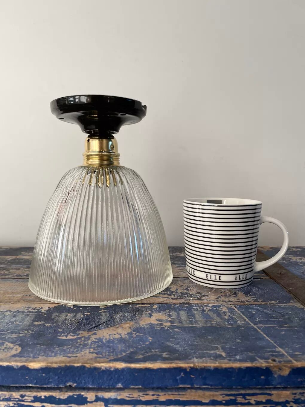 Plafonnier en verre holophane