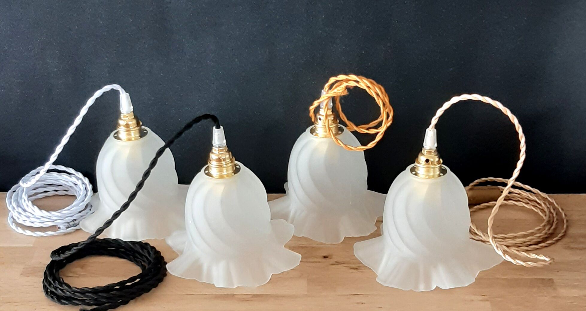 Vintage tulip hanging lamp