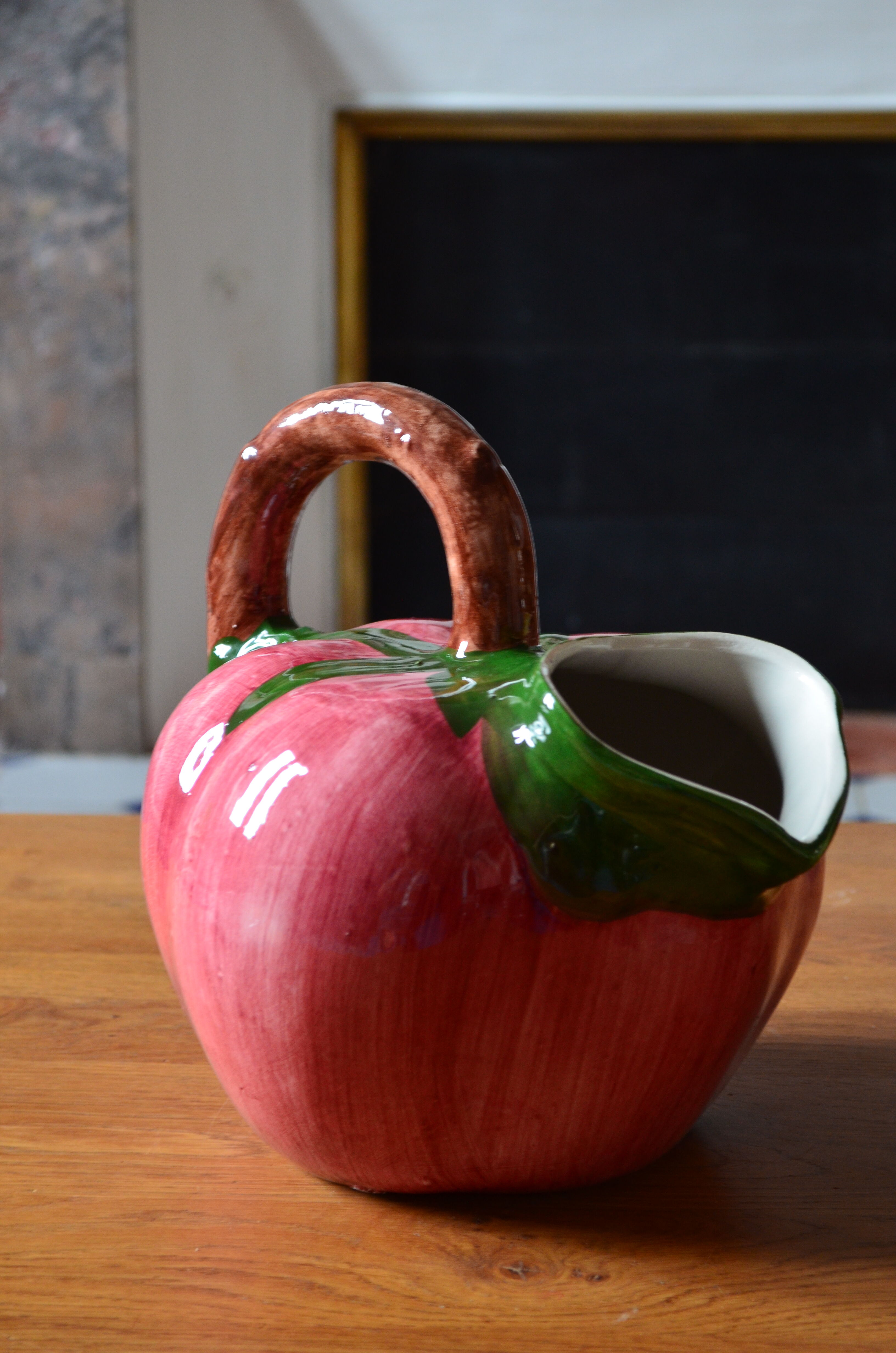 Italian slip decanter