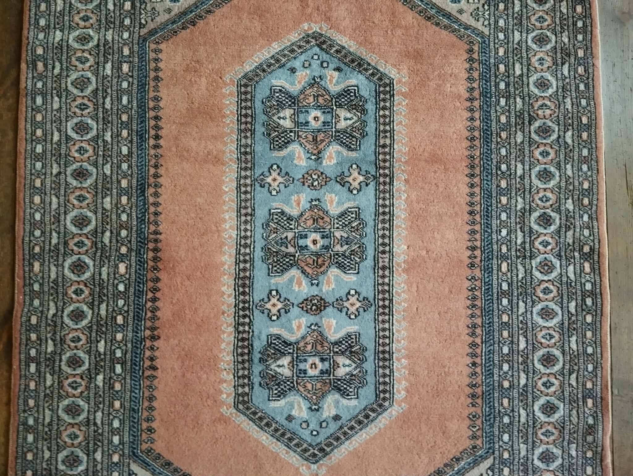 Handmade Pakistani carpet Karachi 188x125cm