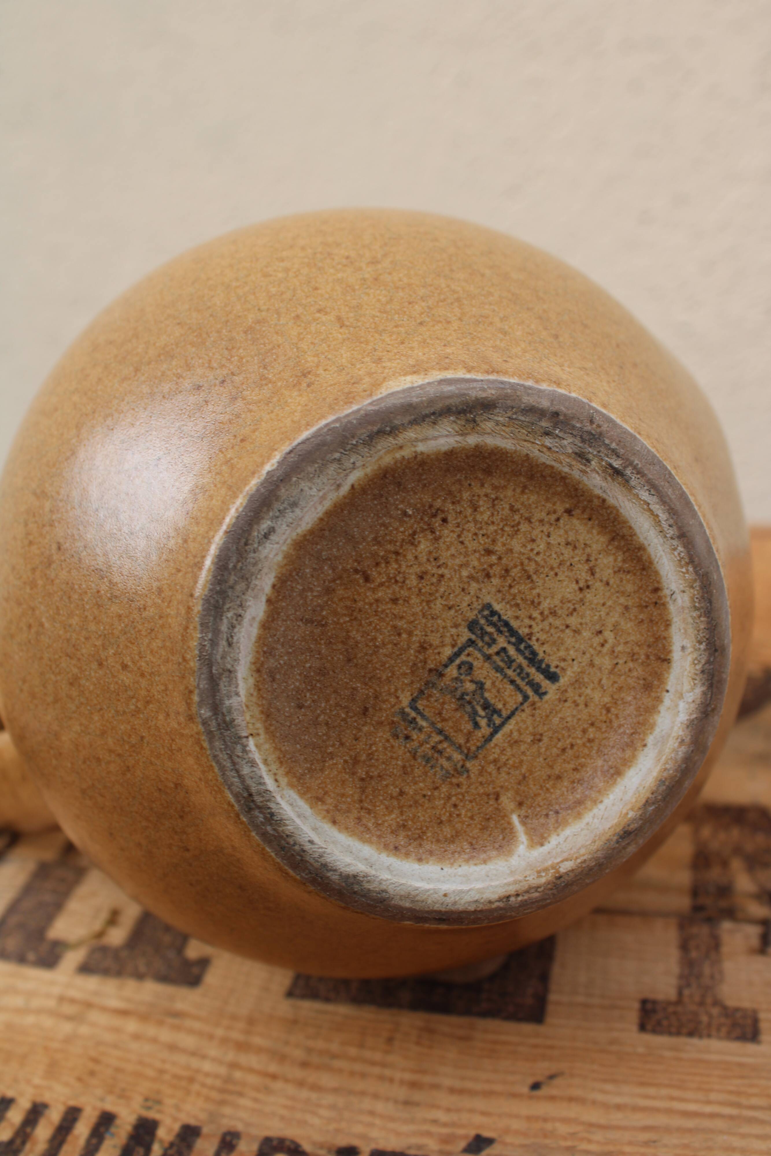 Longchamp sandstone theorship