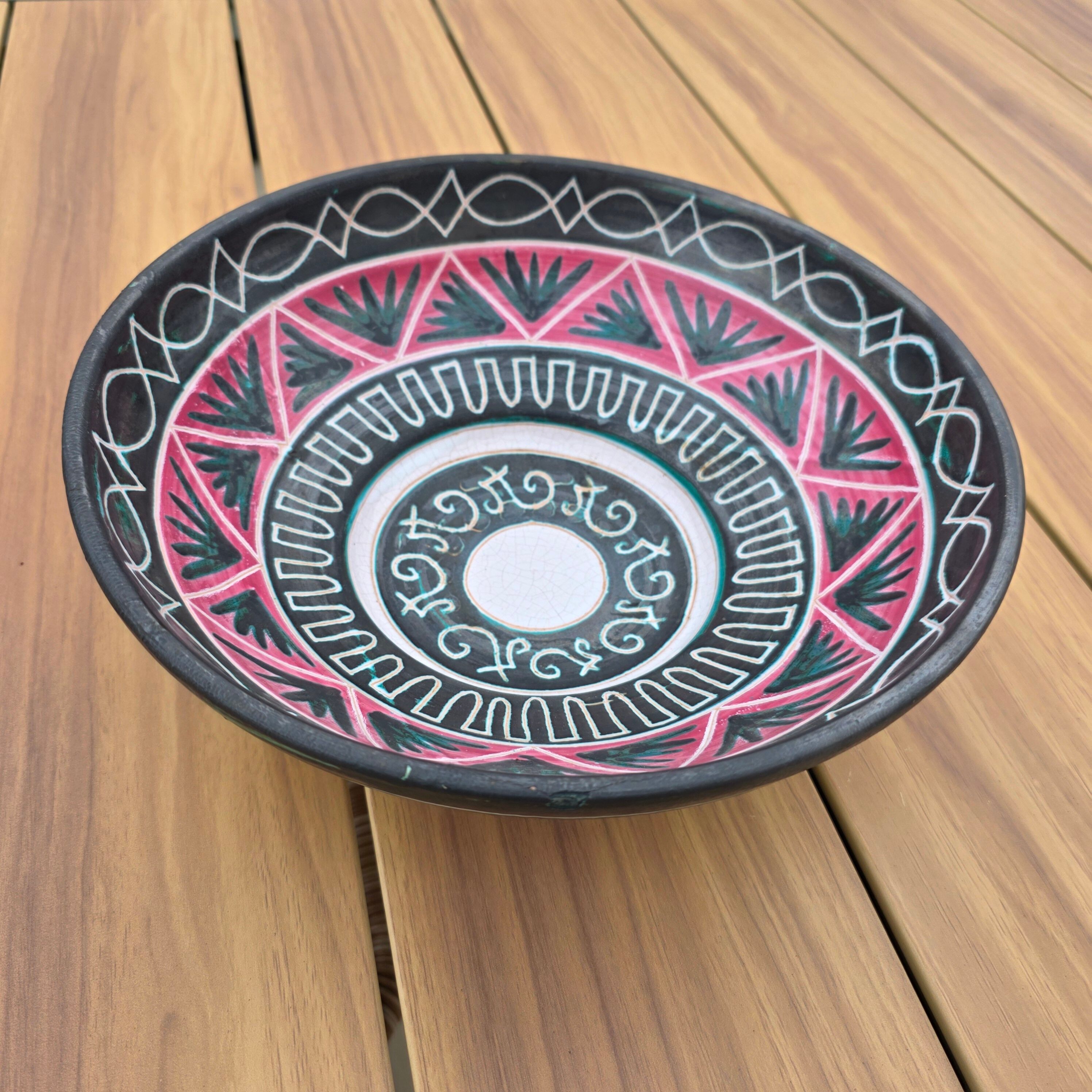 Large vintage Vallauris bowl by Michel Allix from the 1950s.