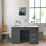 Workshop wooden desk