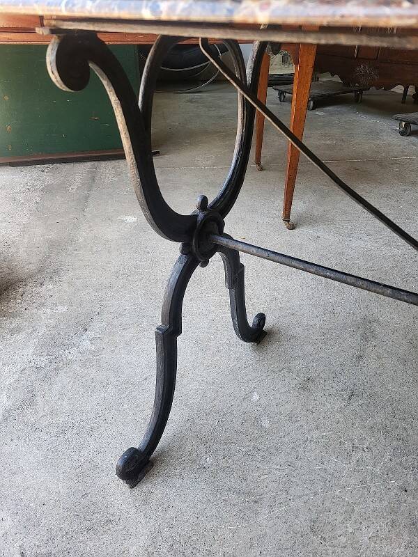 Table de bistrot marbre pied en fonte