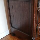 Oak chest of drawers