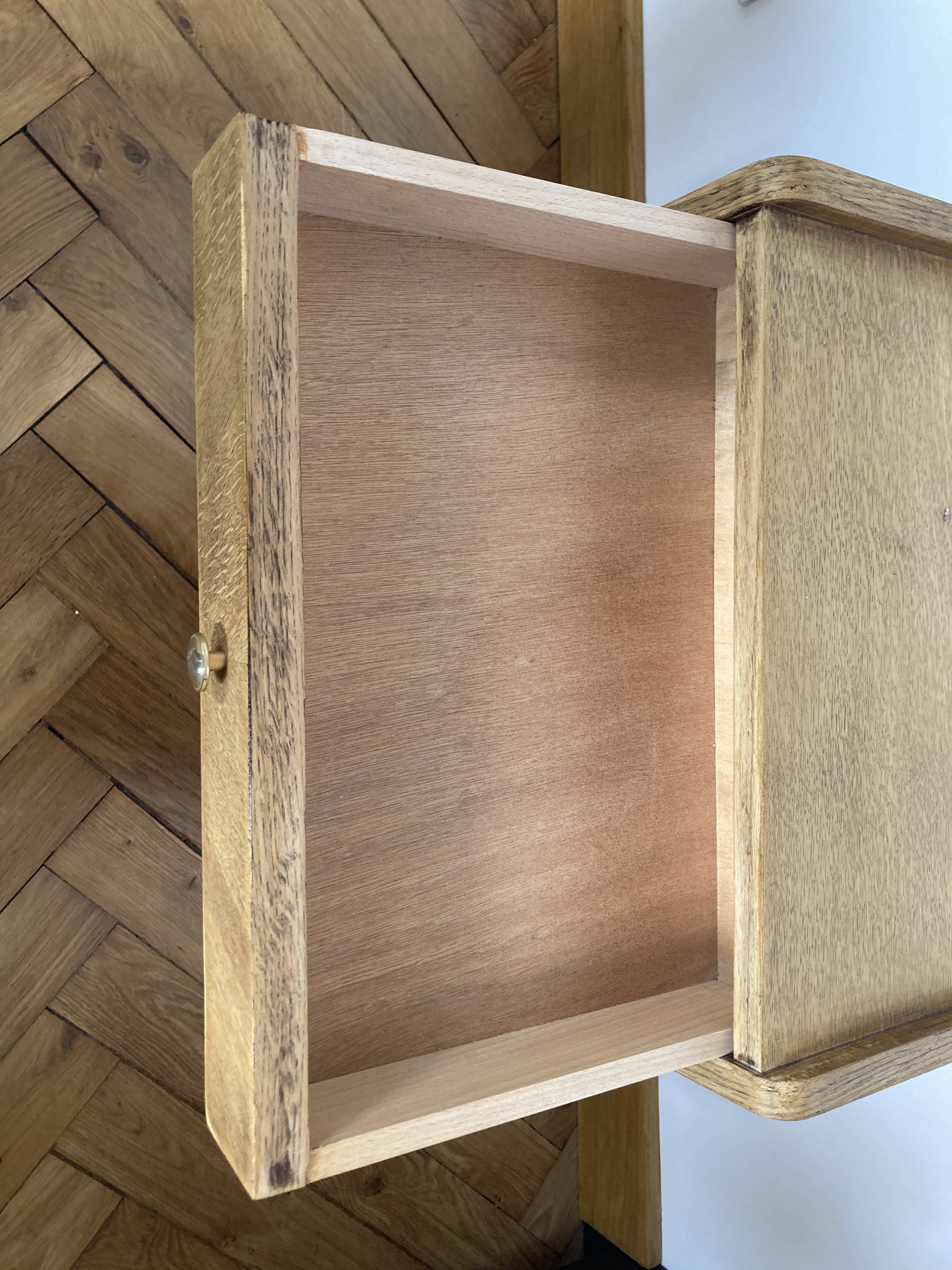 Bedside table compass legs