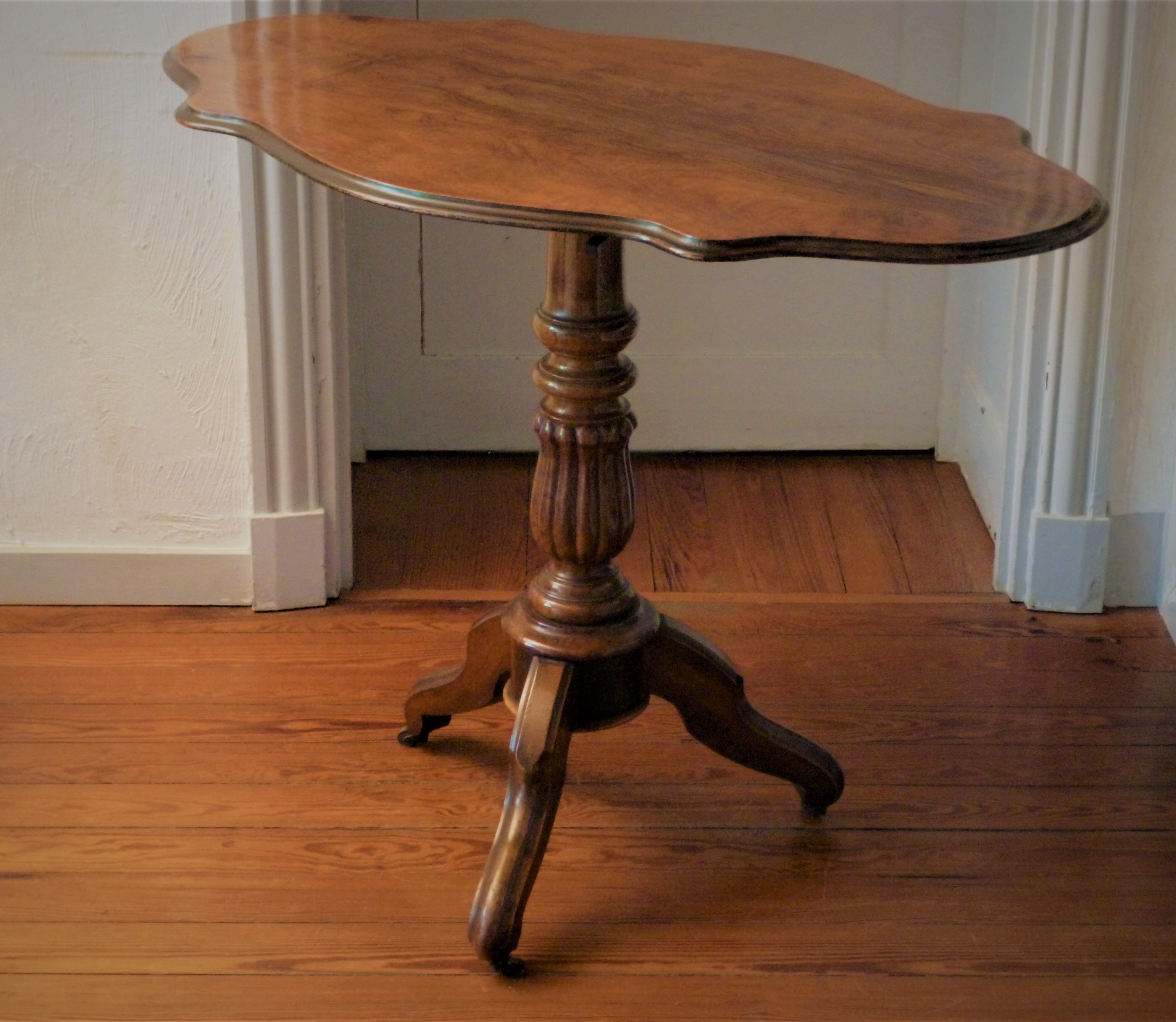 Louis Philippe-era mahogany healing, with a tilting tray
