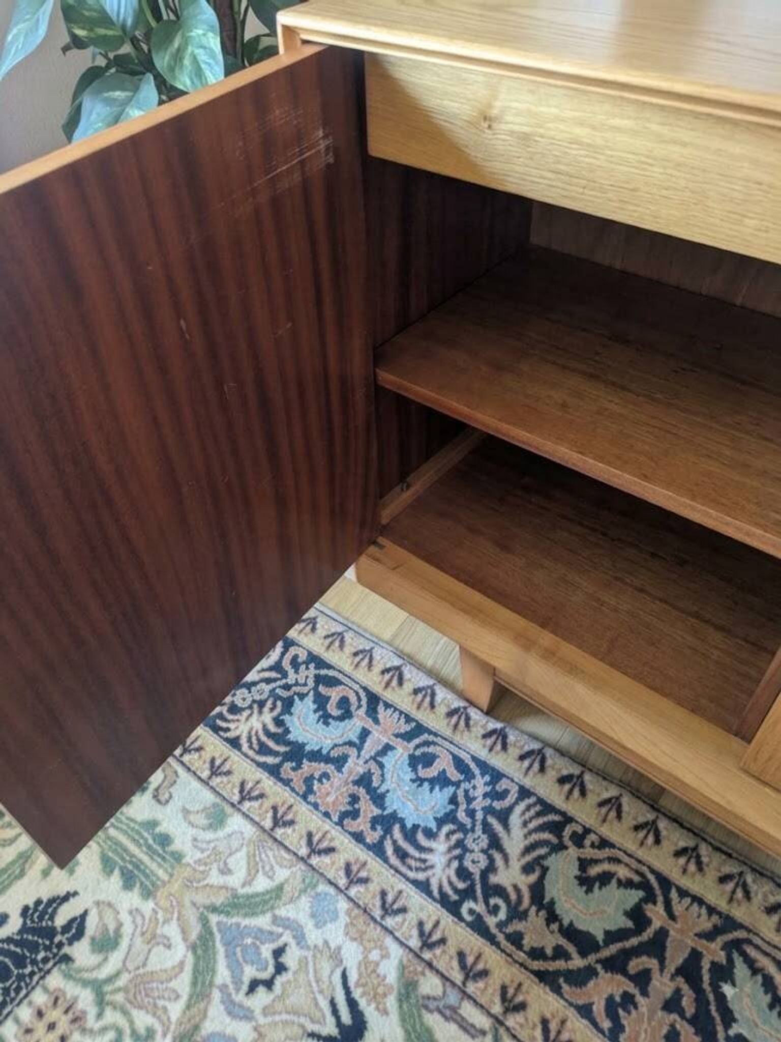 Modernist enfilade with a checkerboard pattern in light wood and mahogany marquetry,