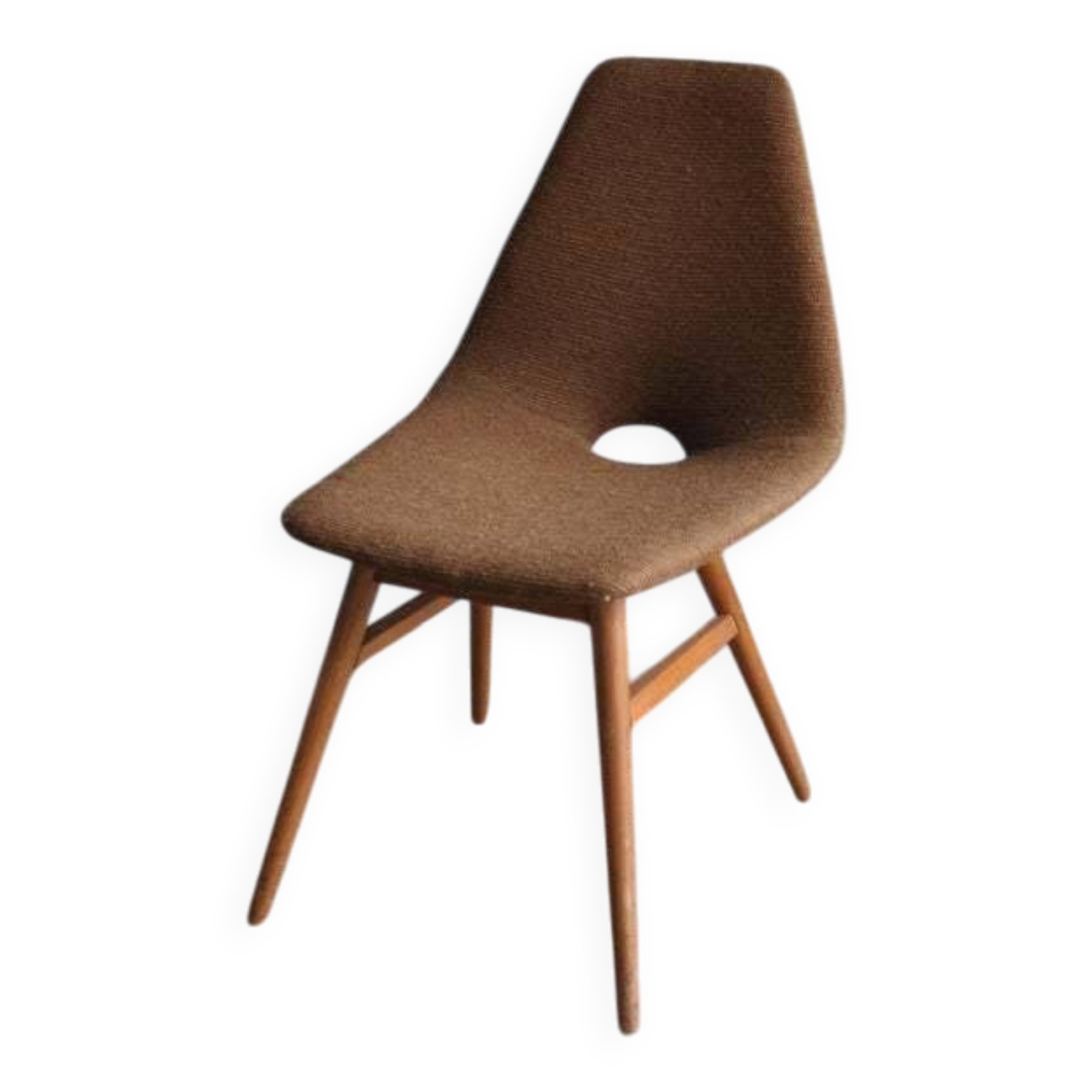 Erika mid-century accent chair brown fabric and wooden legs — design 1959 Judit Burián