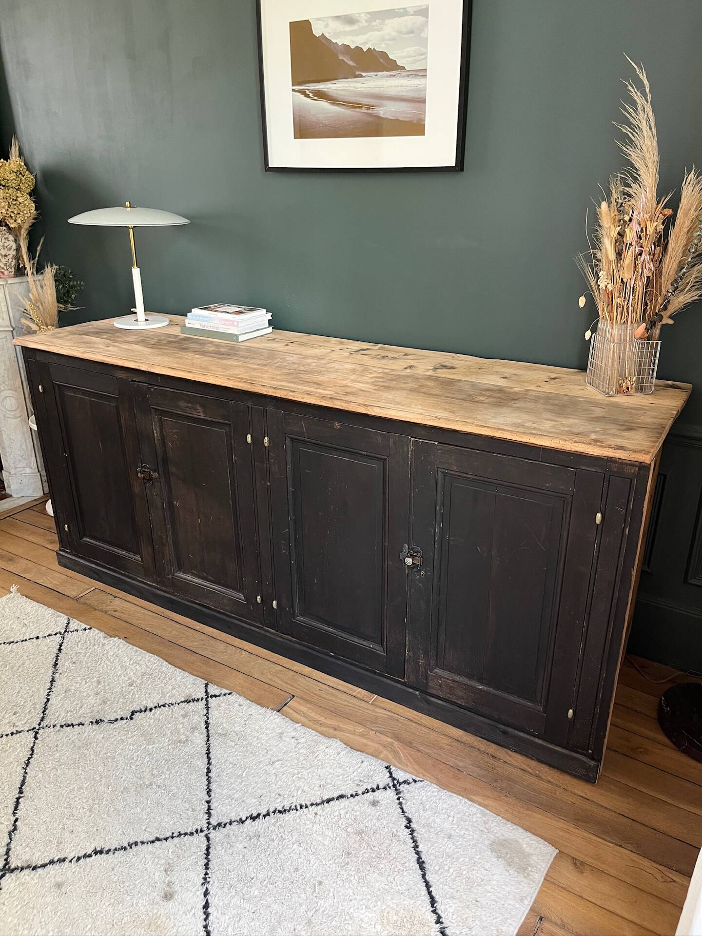 Buffet ancien noir