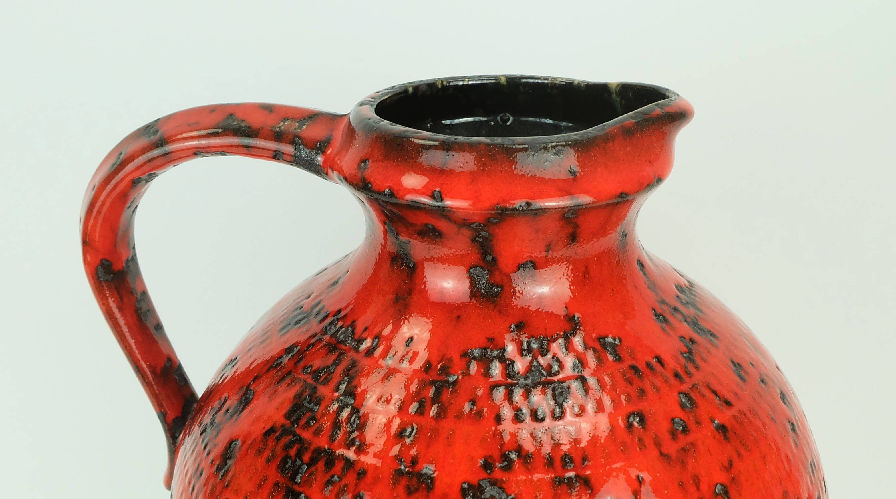 large 1960's VASE fohr-keramik model 490-30 black red relief decor fat lava