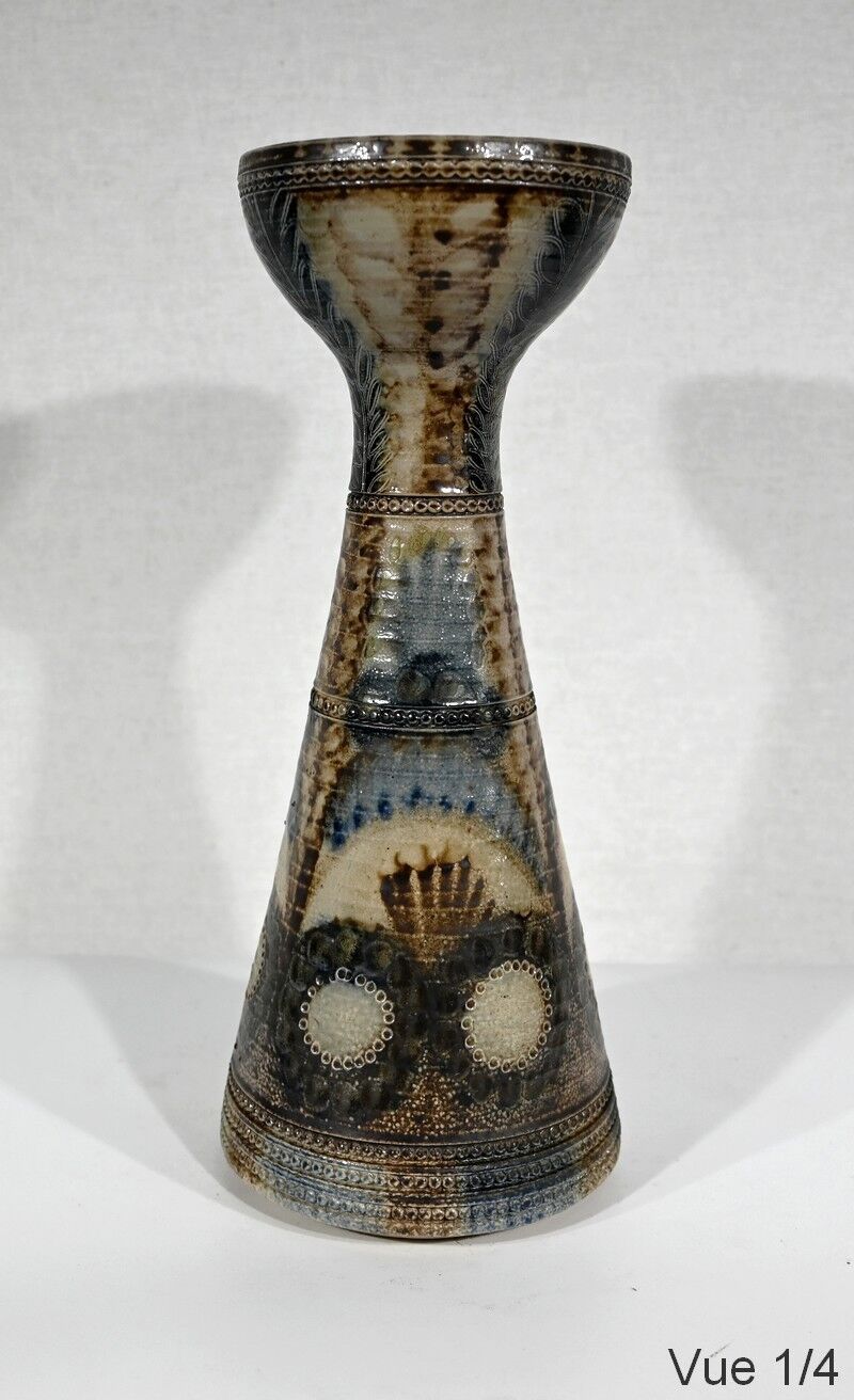 Vase in Salt Sandstone, signed J-C. Courjault for Keraluc Quimper - 1960