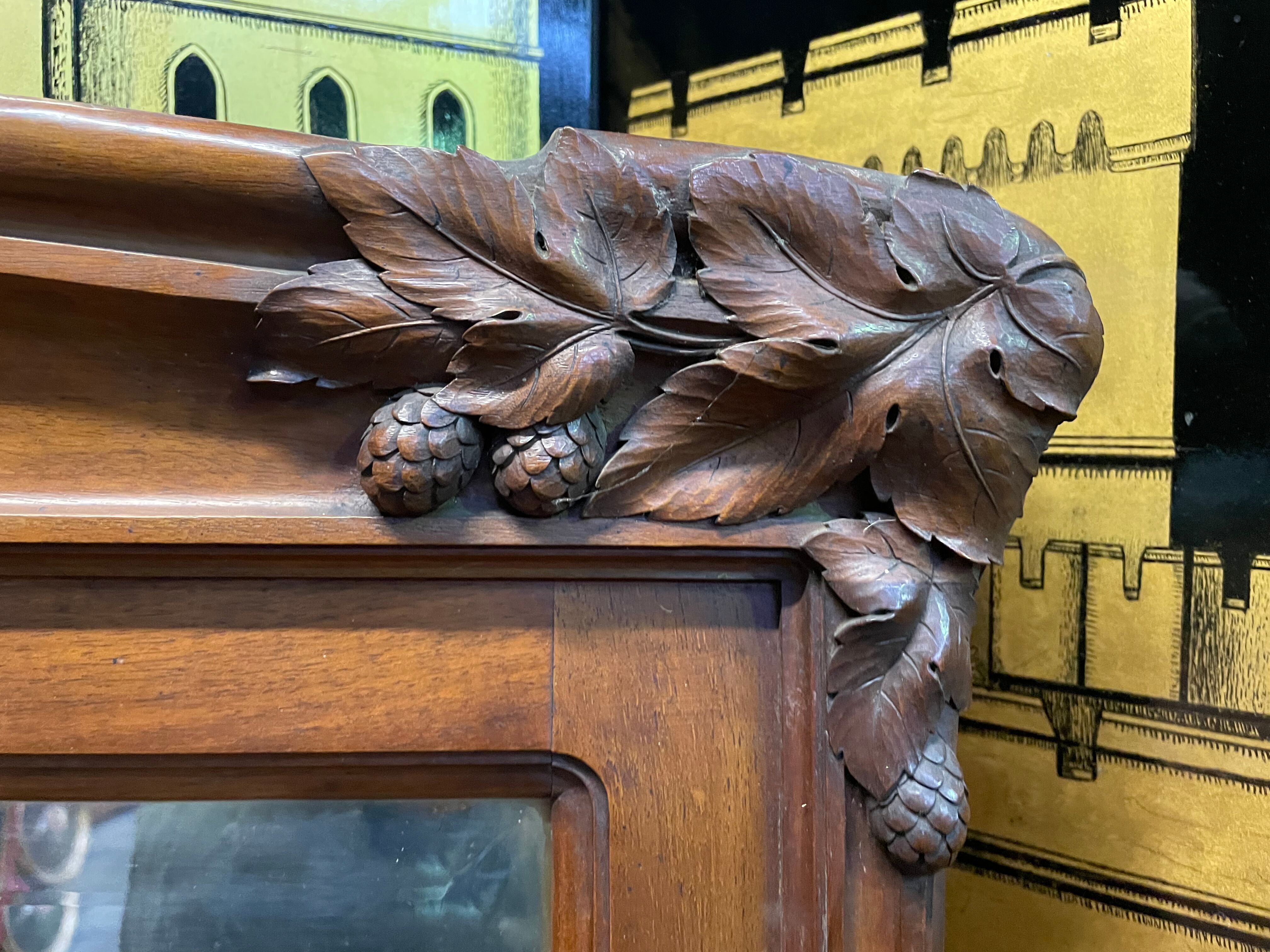 Mirror in walnut period art nouveau period, 190x85 cm