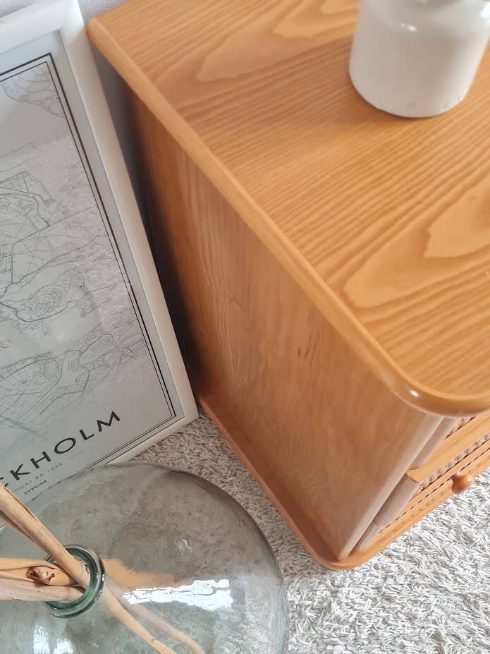 Vintage rattan chest of drawers