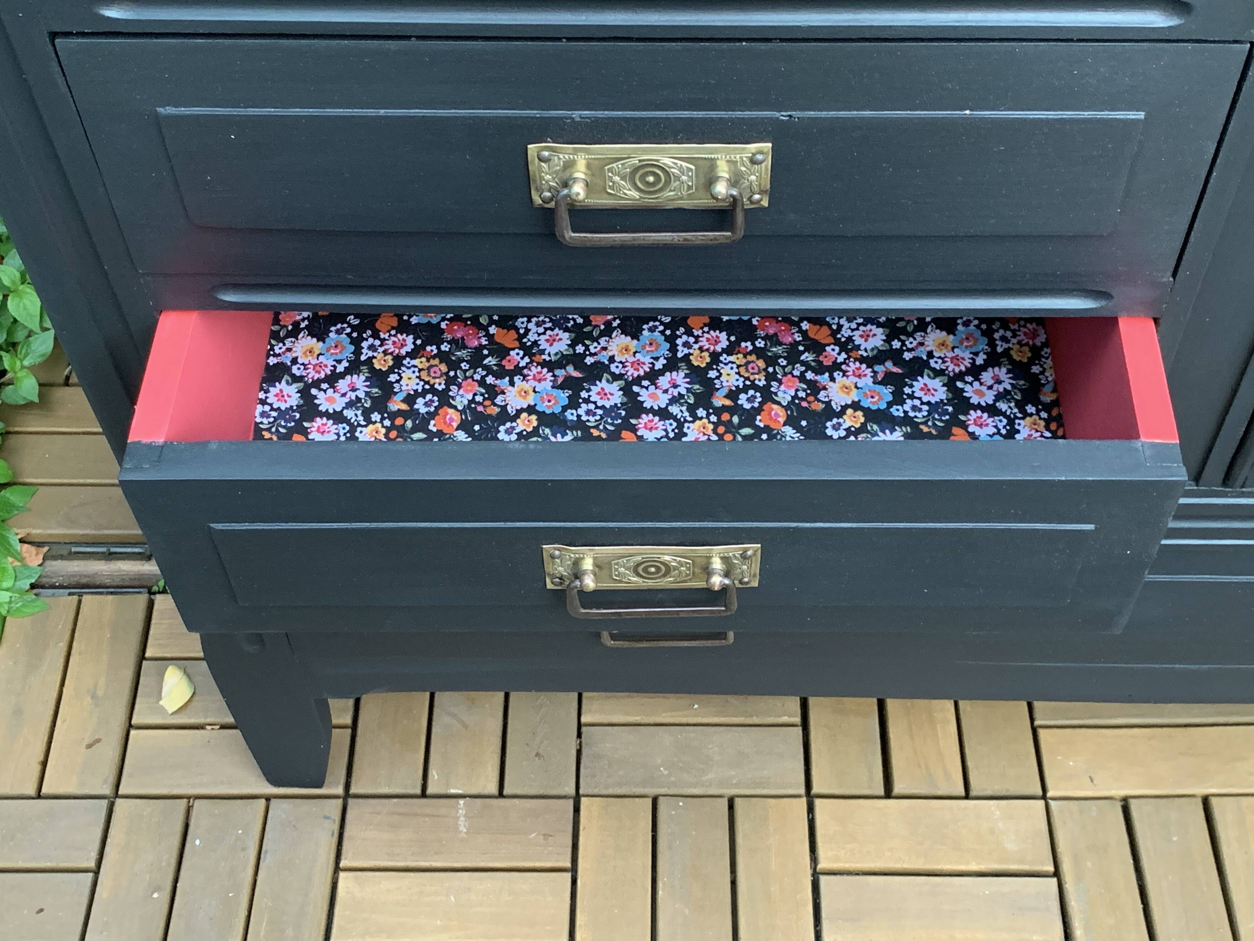 Parisian glazed hotel wardrobe 1930