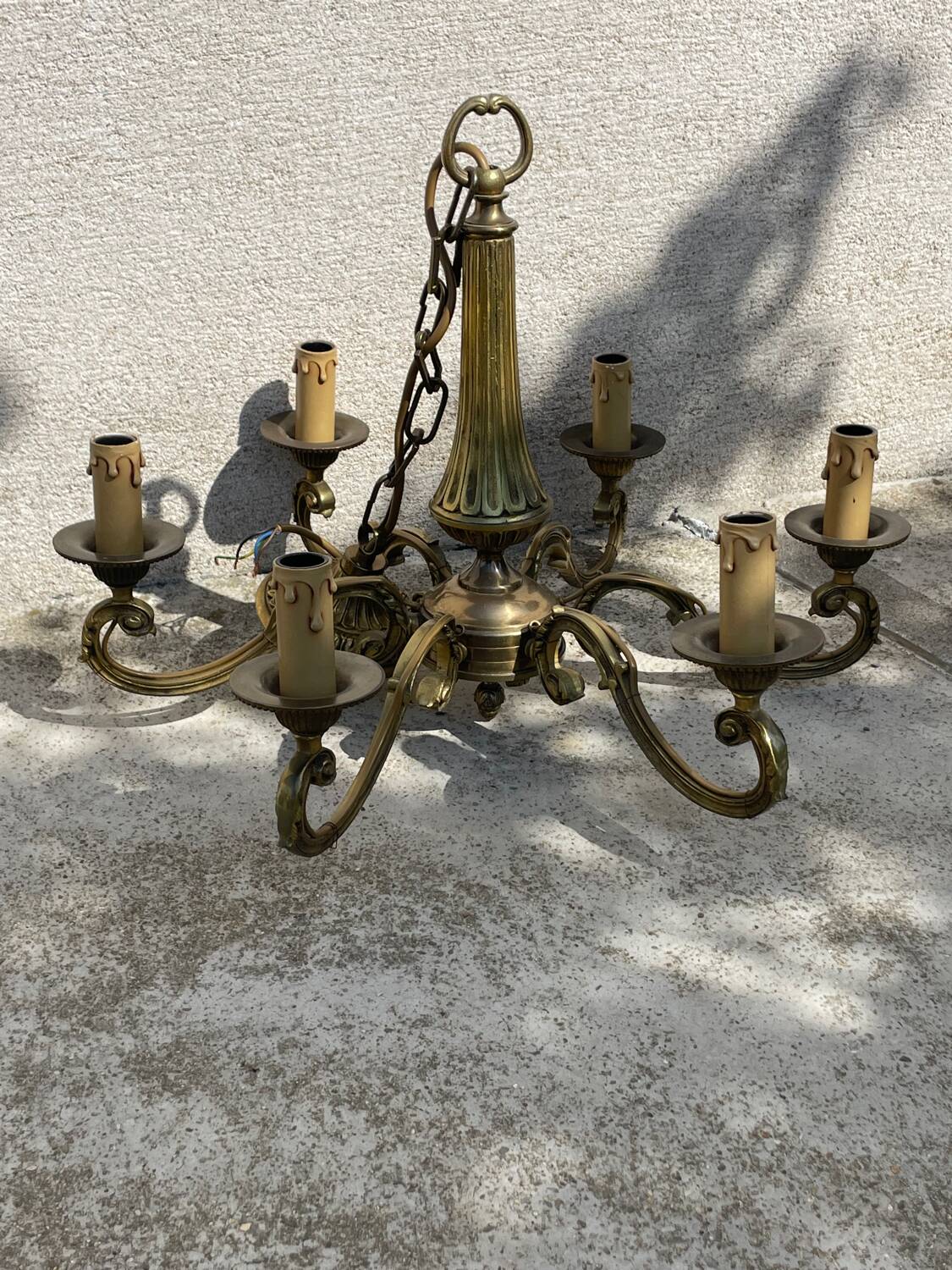 2 Louis XV brass chandeliers with 5 and 6 bulbs