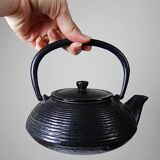 Small vintage Japanese black cast iron teapot 400ml