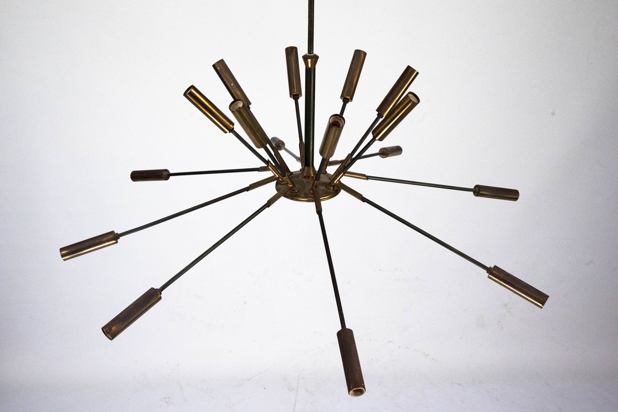 Rare Stilnovo 16-Arm Brass Sputnik Chandelier – 92 cm Diameter – Italy, 195