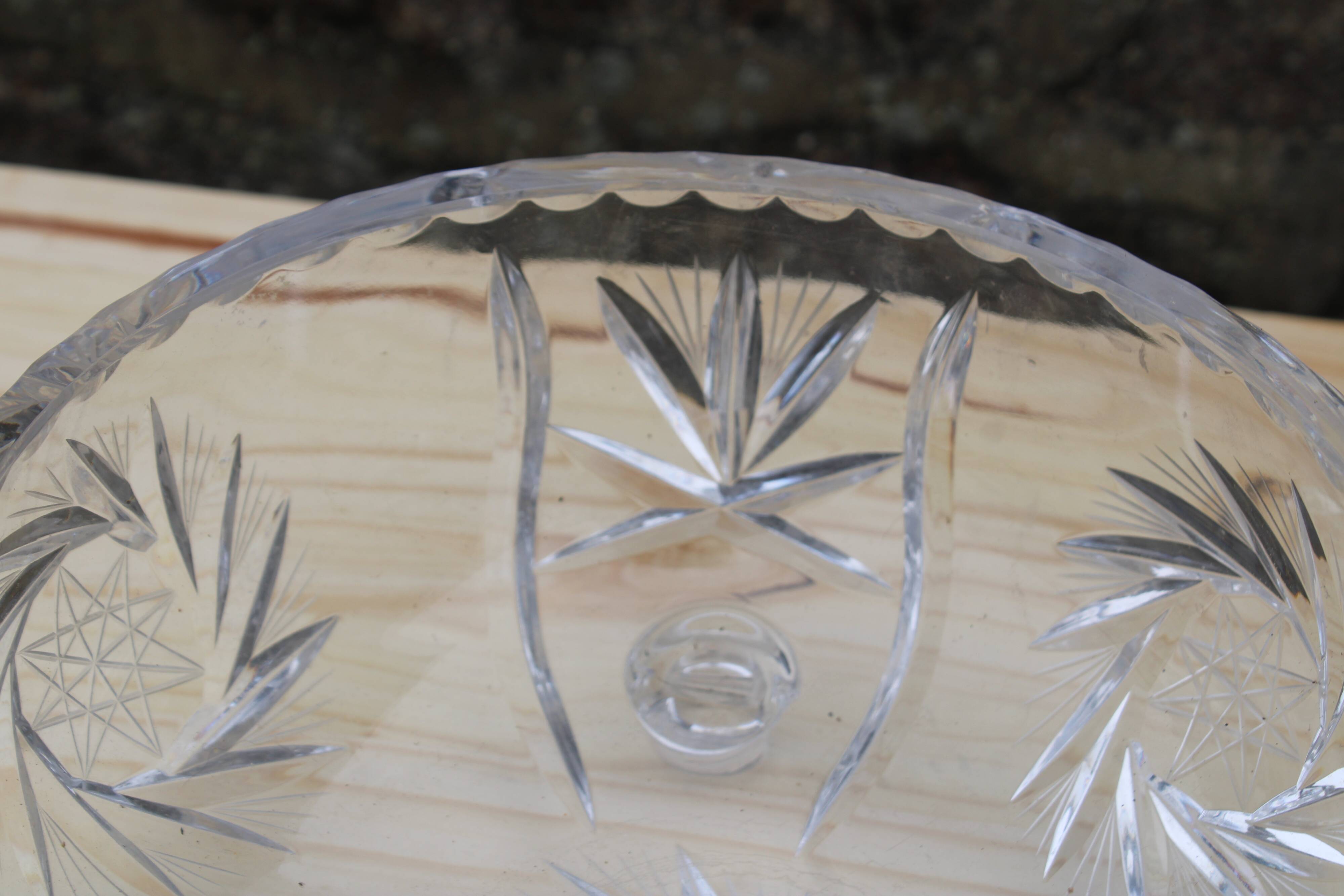 Crystal fruit bowl