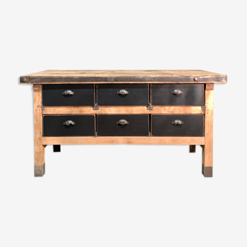 Established beech-drawer craft furniture