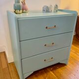Vintage dresser