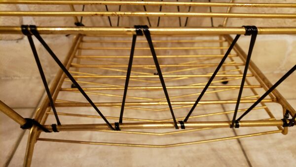 Table basse avec porte revues vintage – 1960