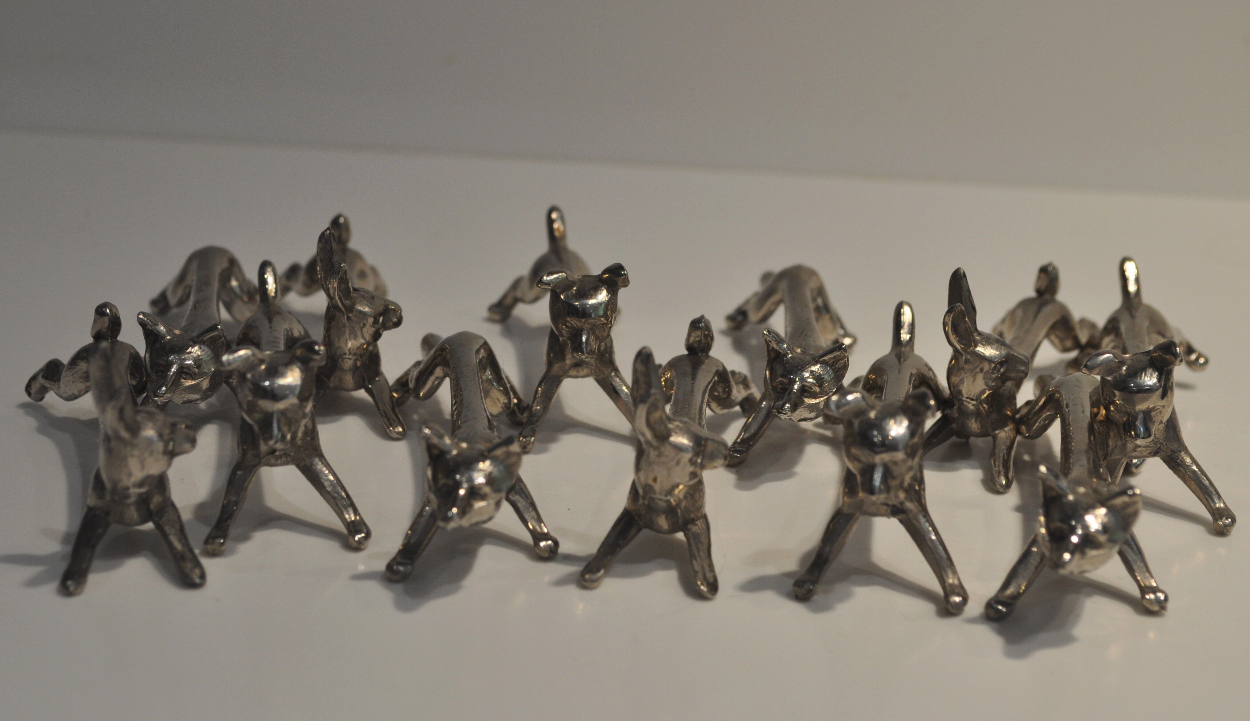 Silver metal knife holder set animals