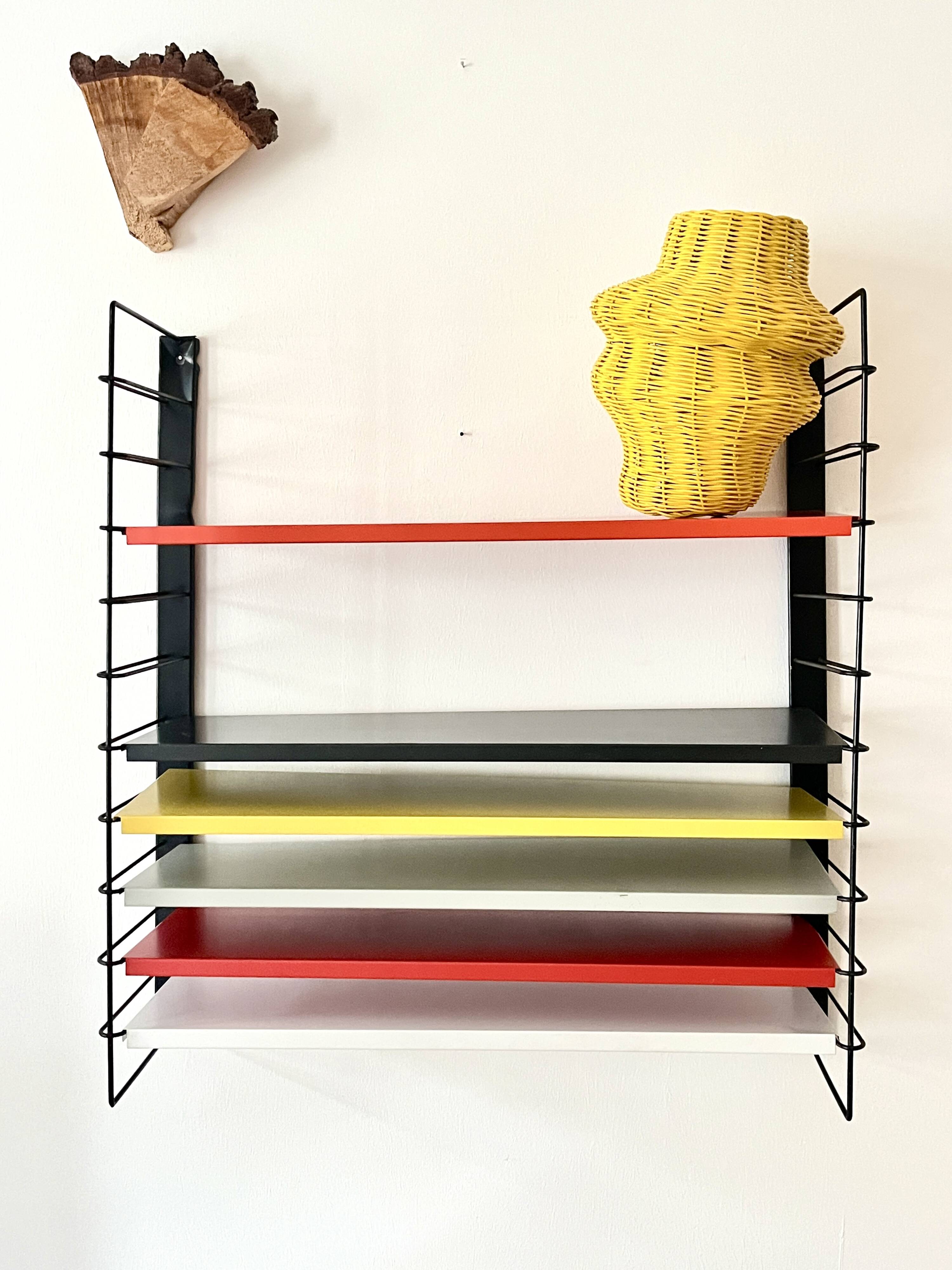Étagère murale en métal Tomado De Stijl vintage originale (5 étagères), milieu du siècle