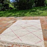 Handmade Moroccan rug 250cm x 150cm