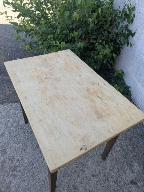 Inn table