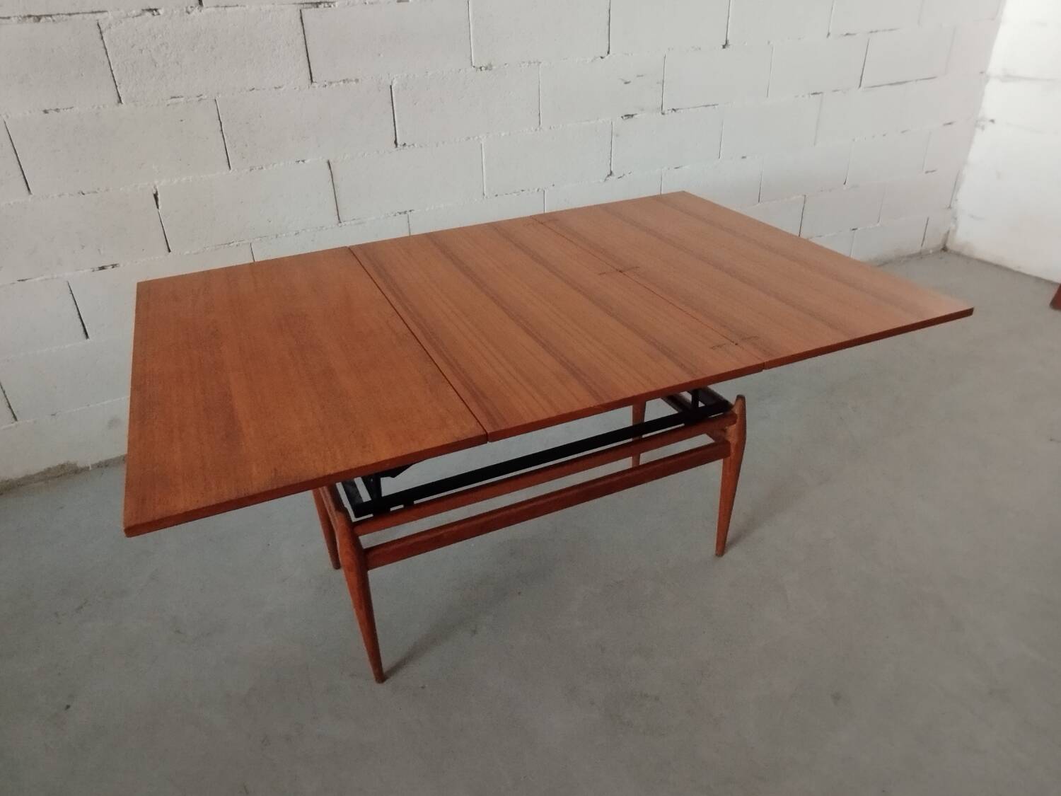 Scandinavian modular coffee table