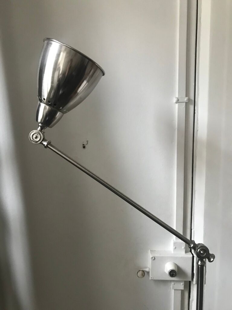 Industrial lamppost
