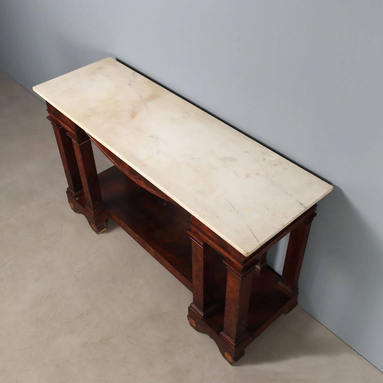 Empire console in mahogany and white marble, 19th century.