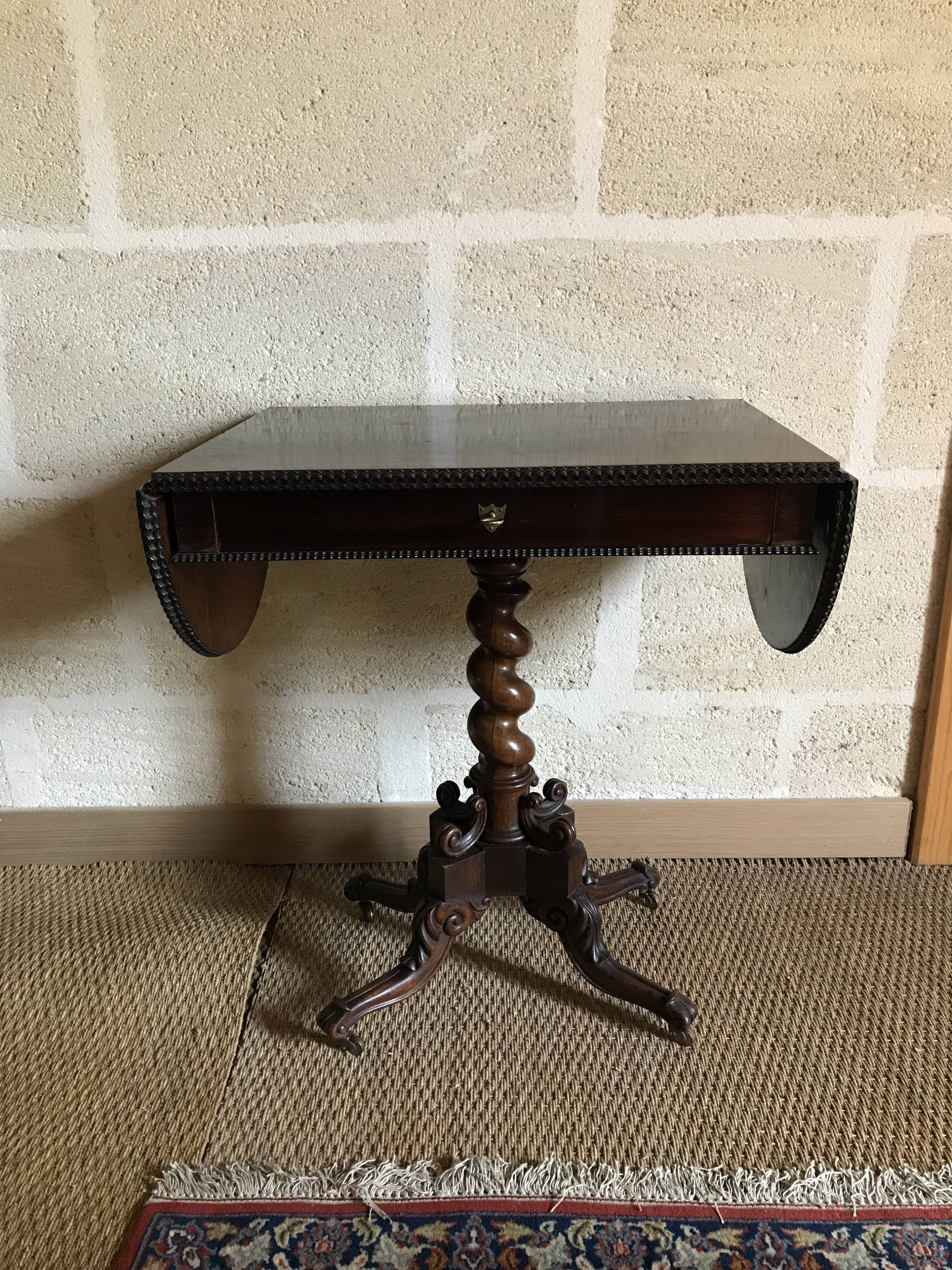 Table with flaps