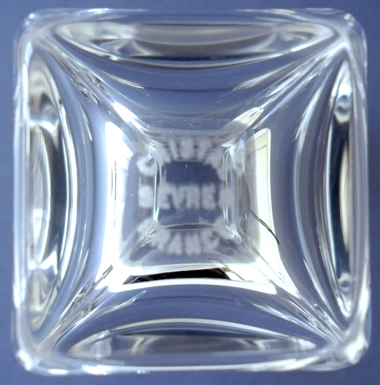Small vase of square section in colorless crystal