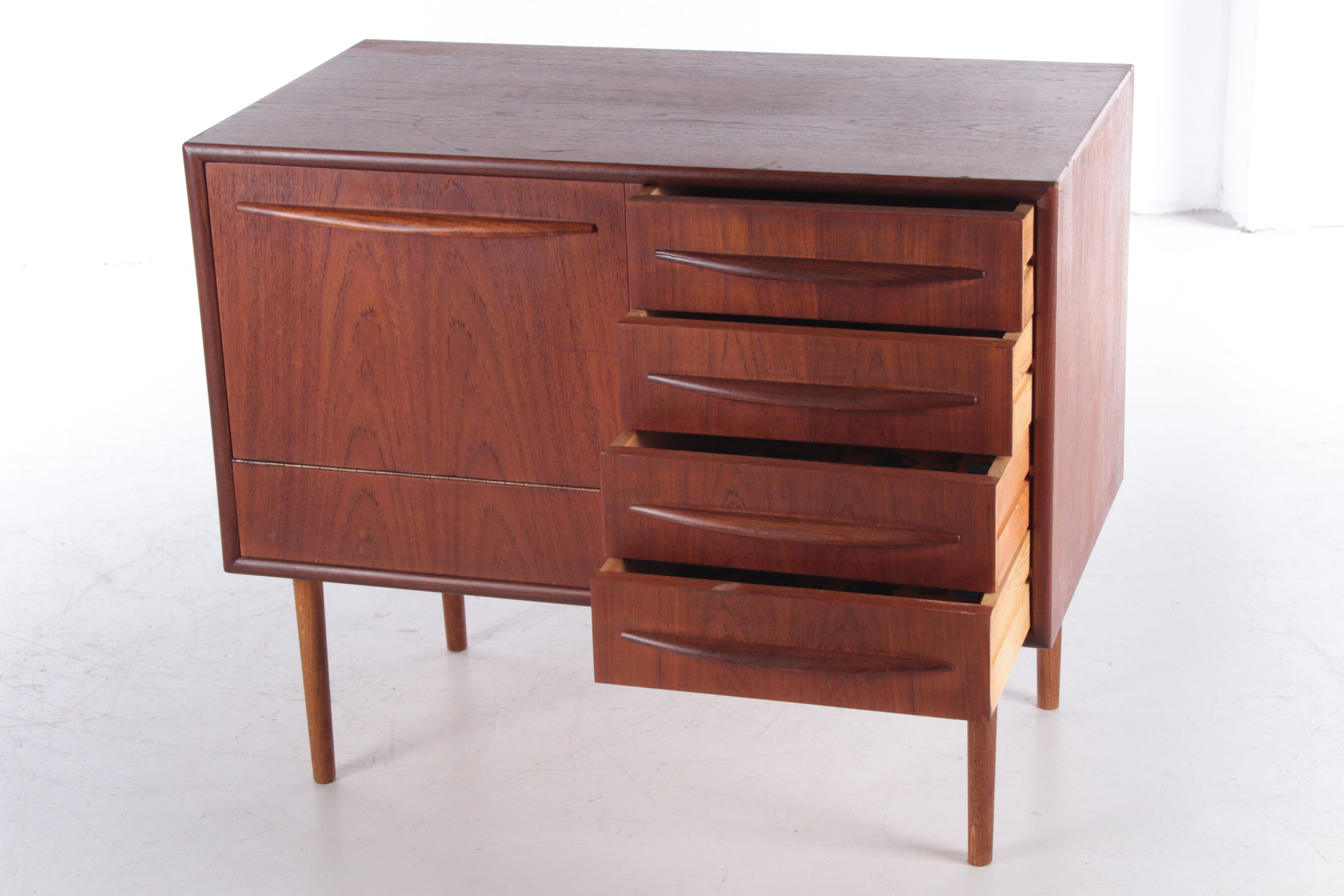 1960s buffet or TV cabinet with 4 drawers in teak Danish design
