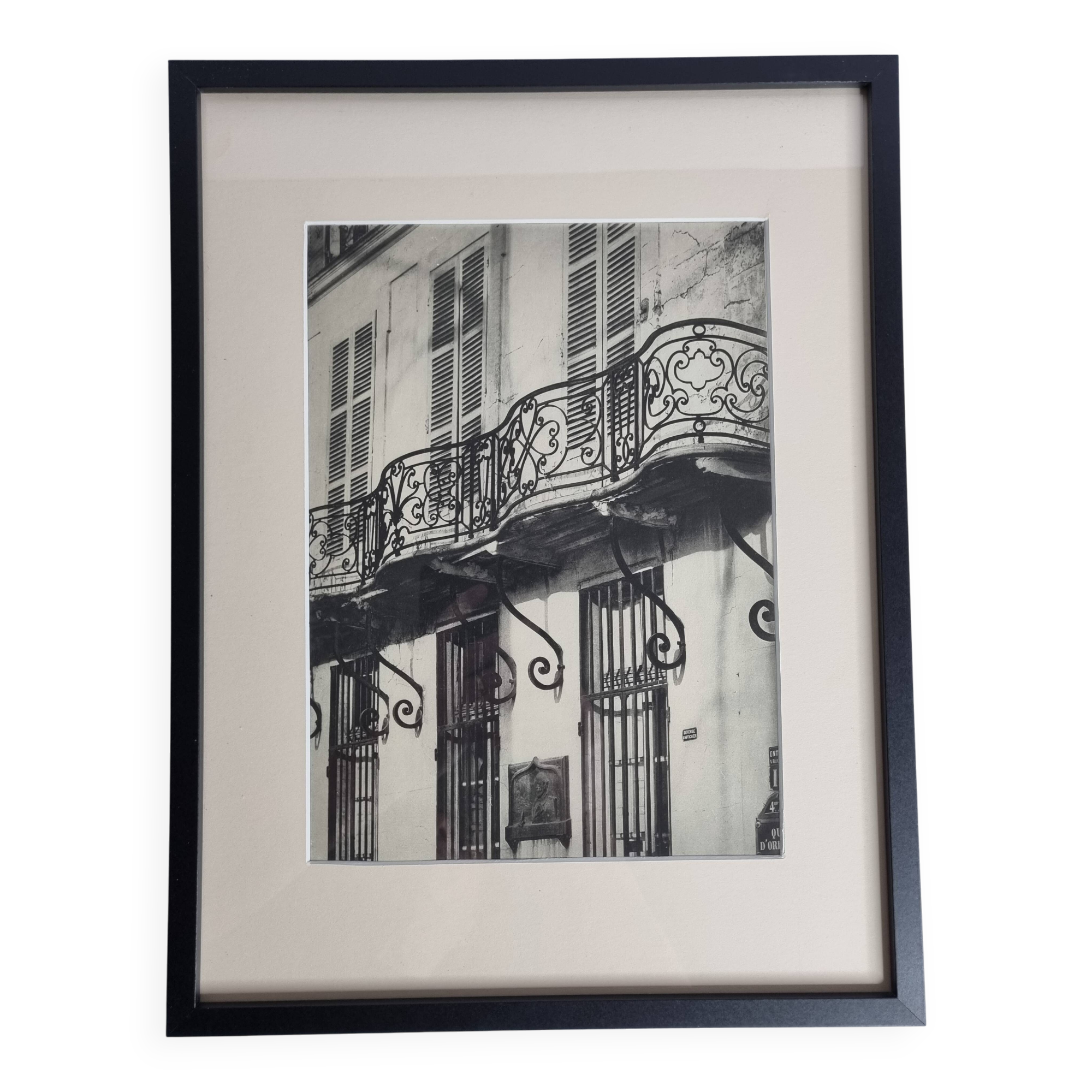 Rémy Duval – Parisian balcony, photoengraving from 1946 – Framed under glass