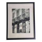 Rémy Duval – Parisian balcony, photoengraving from 1946 – Framed under glass