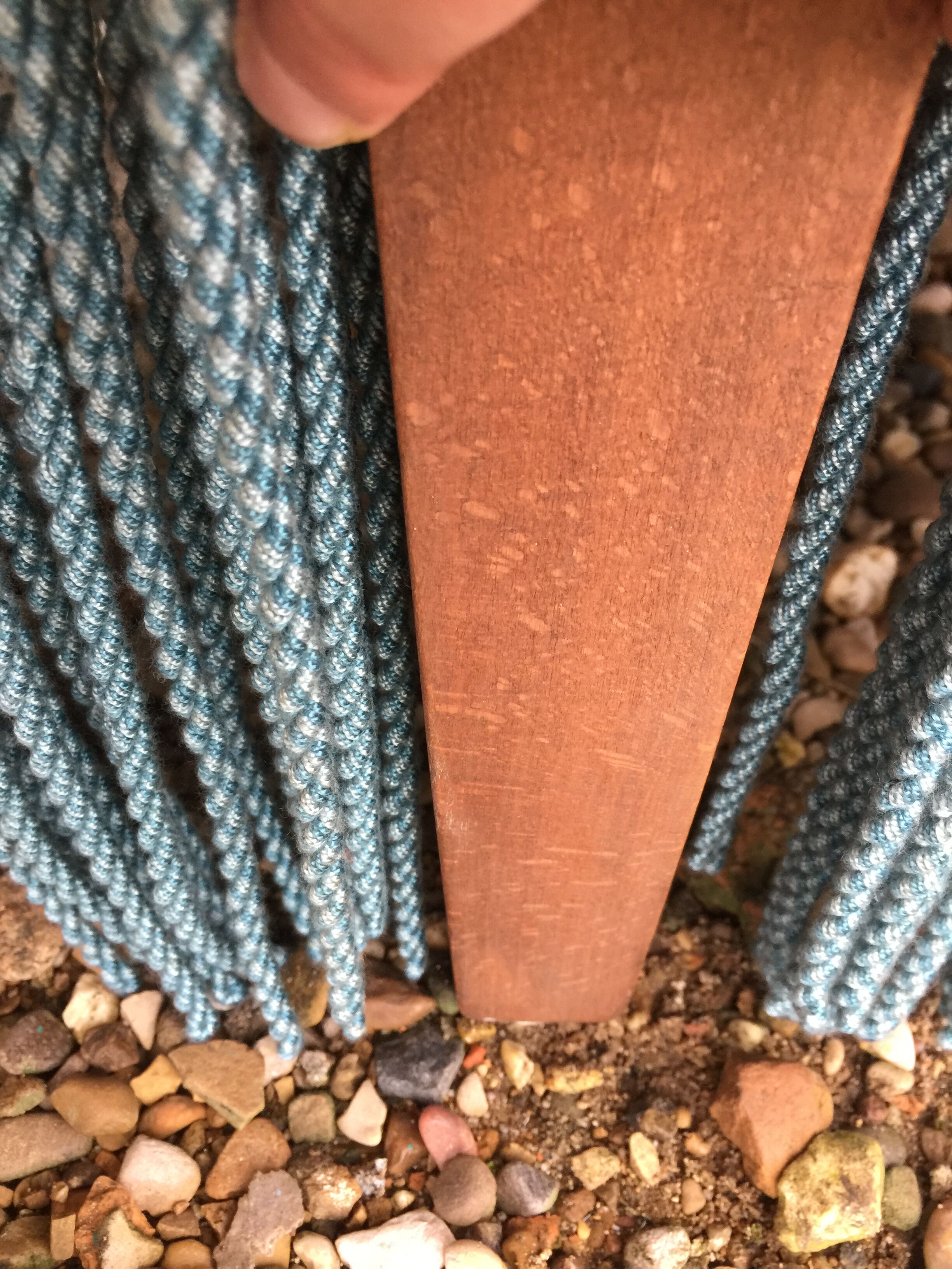 Fauteuil crapaud velours bleu
