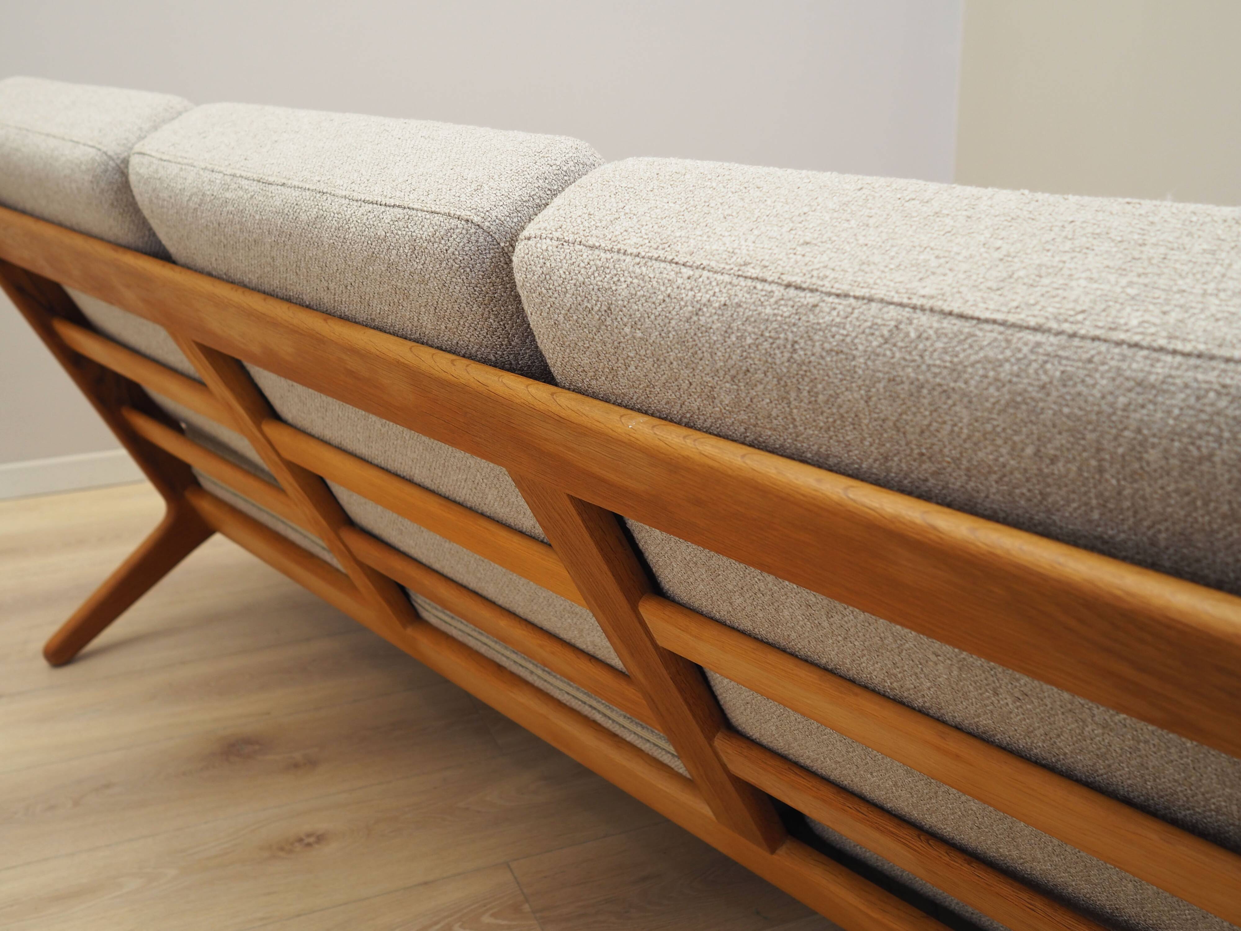 Oak sofa, Danish design, 1960s, designer: Hans J. Wegner, manufacturer: Get