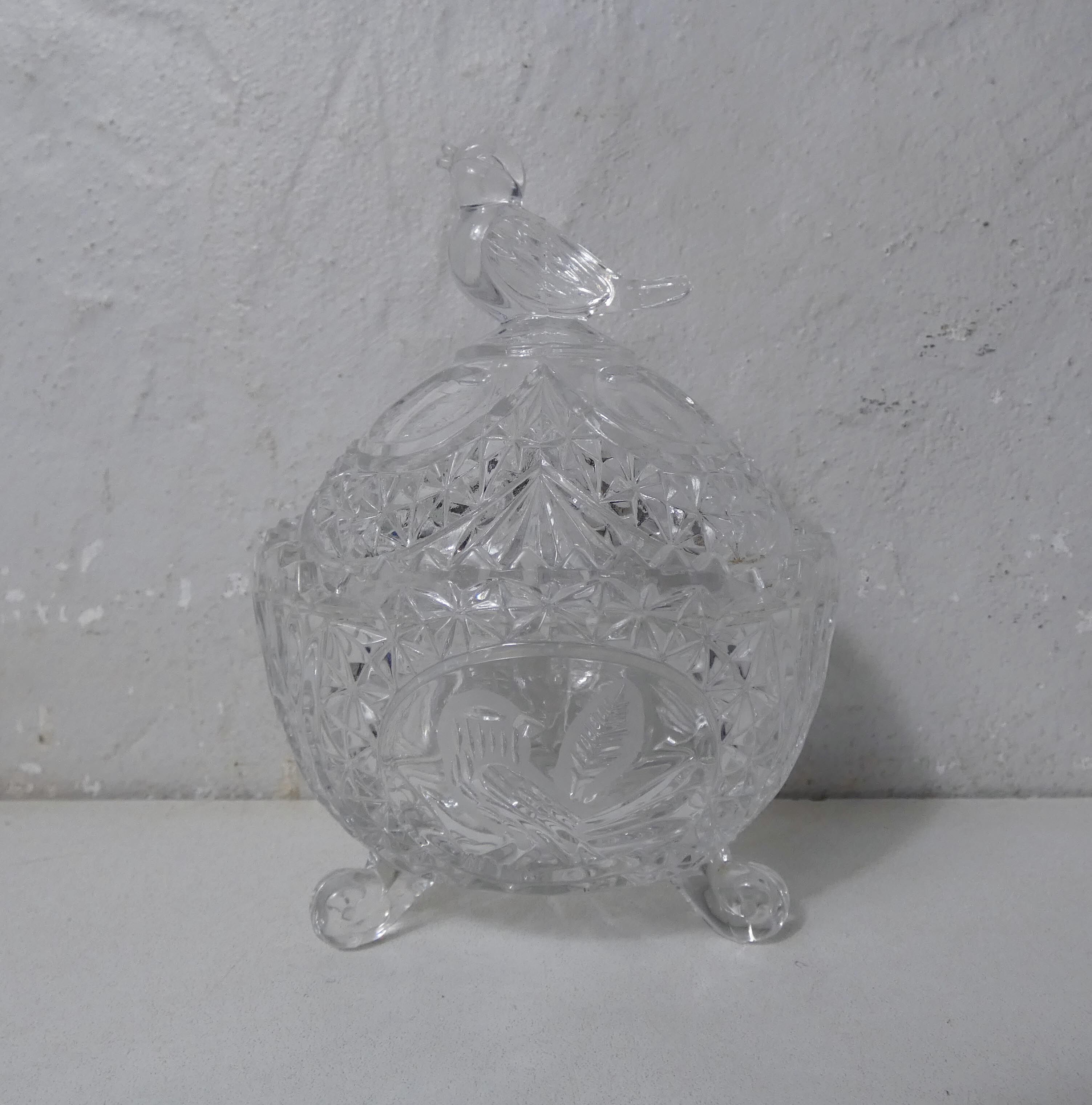 Drageoir bonbonnière en cristal décor oiseau