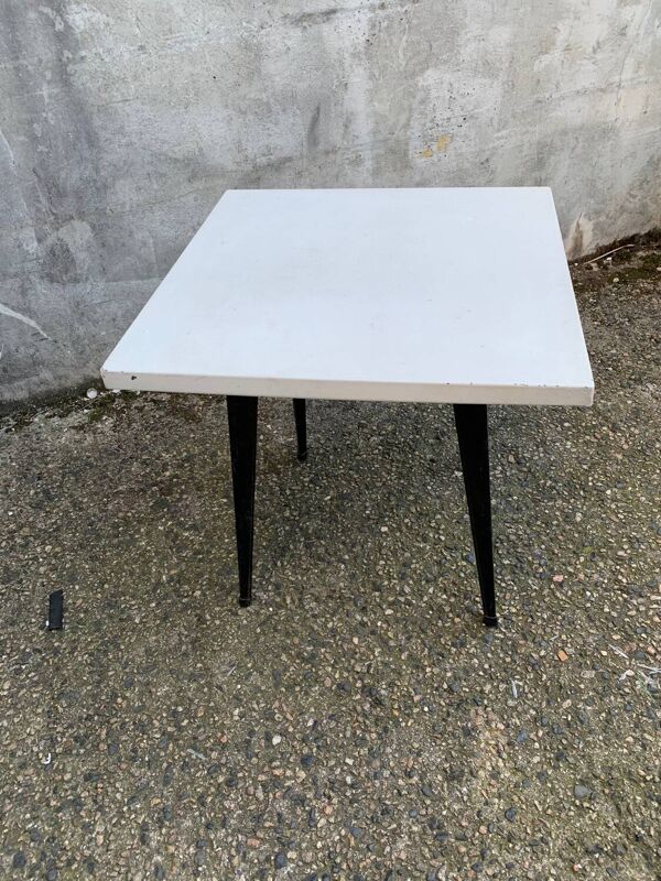 Table métal tolix