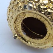 Salt and pepper shaker in silver and gold metal. Mirella. Circa 1960/70.