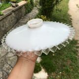 Opaline patty with corrugated edge