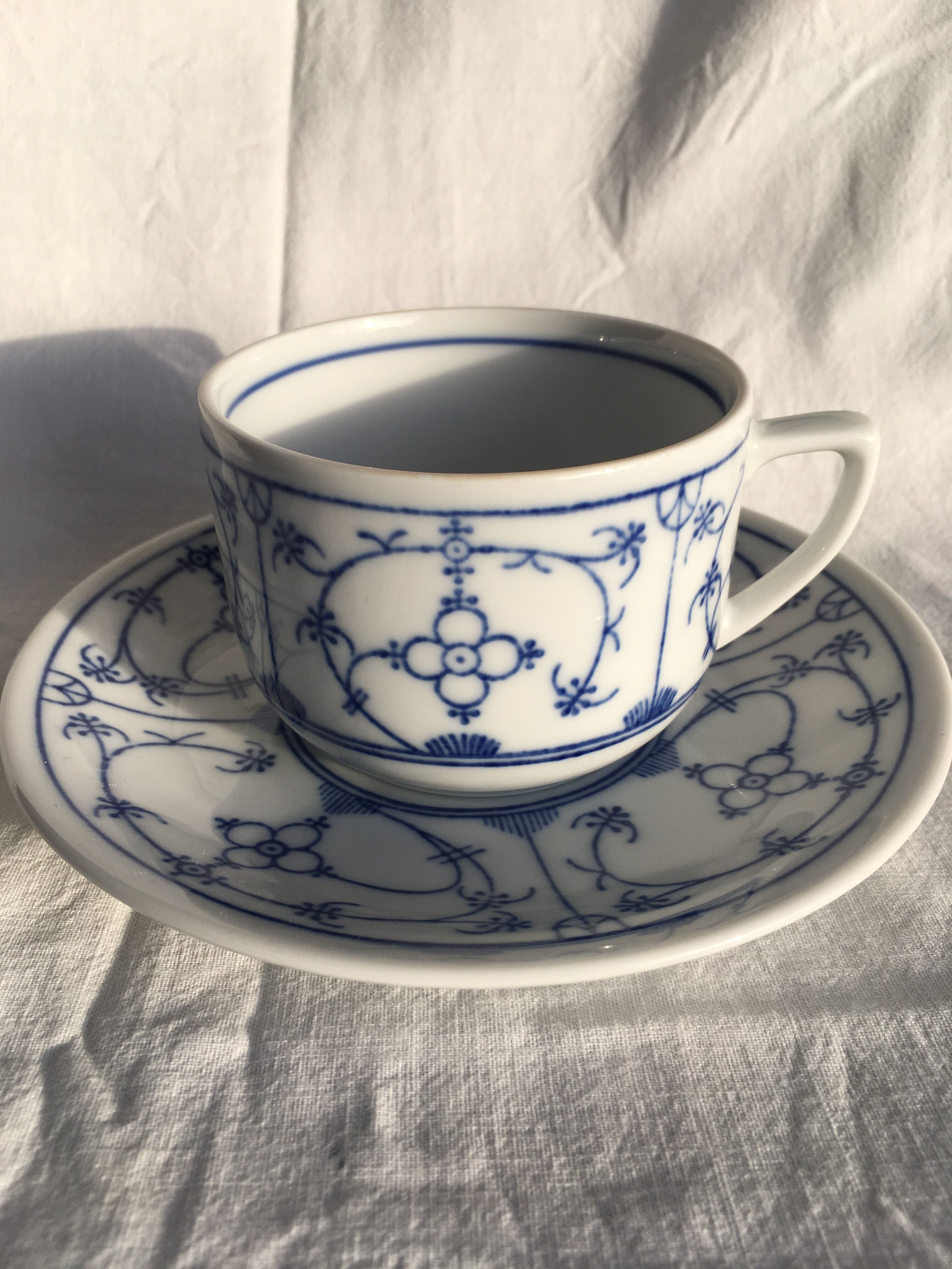 Porcelain breakfast tête-à-tête Winterling Schwarzenbach Bavaria