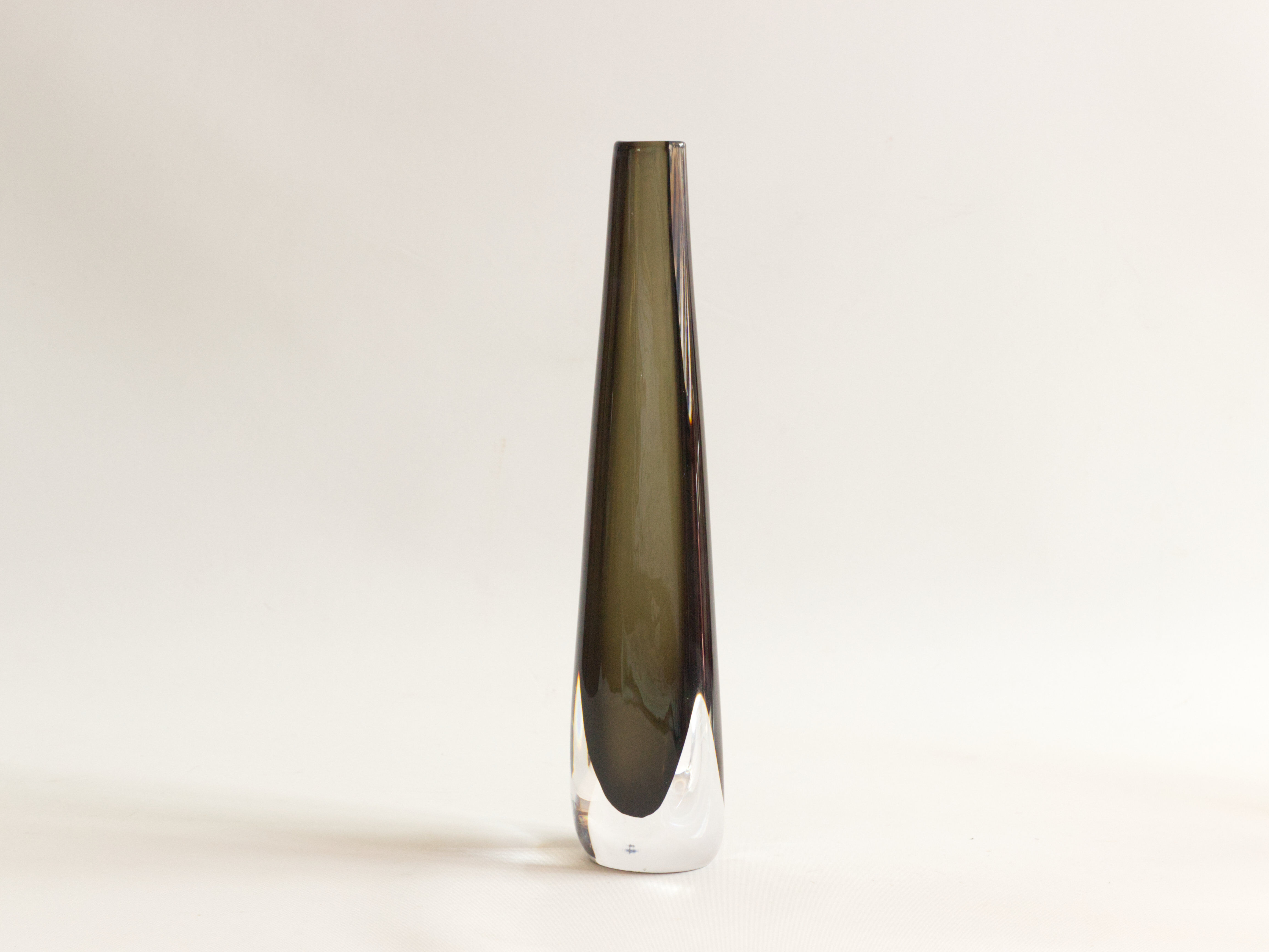 Scandinavian vase by Nils Landberg for Orrefors