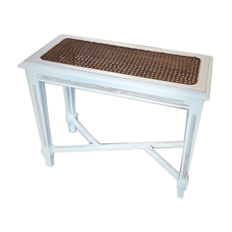 Canned bench