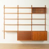 Classic shelving system from the 1950s in teak veneer by Poul Cadovius for Cado