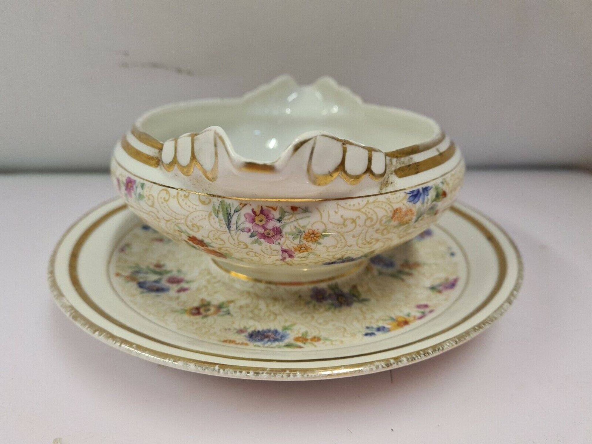 Saucière en porcelaine de limoges
