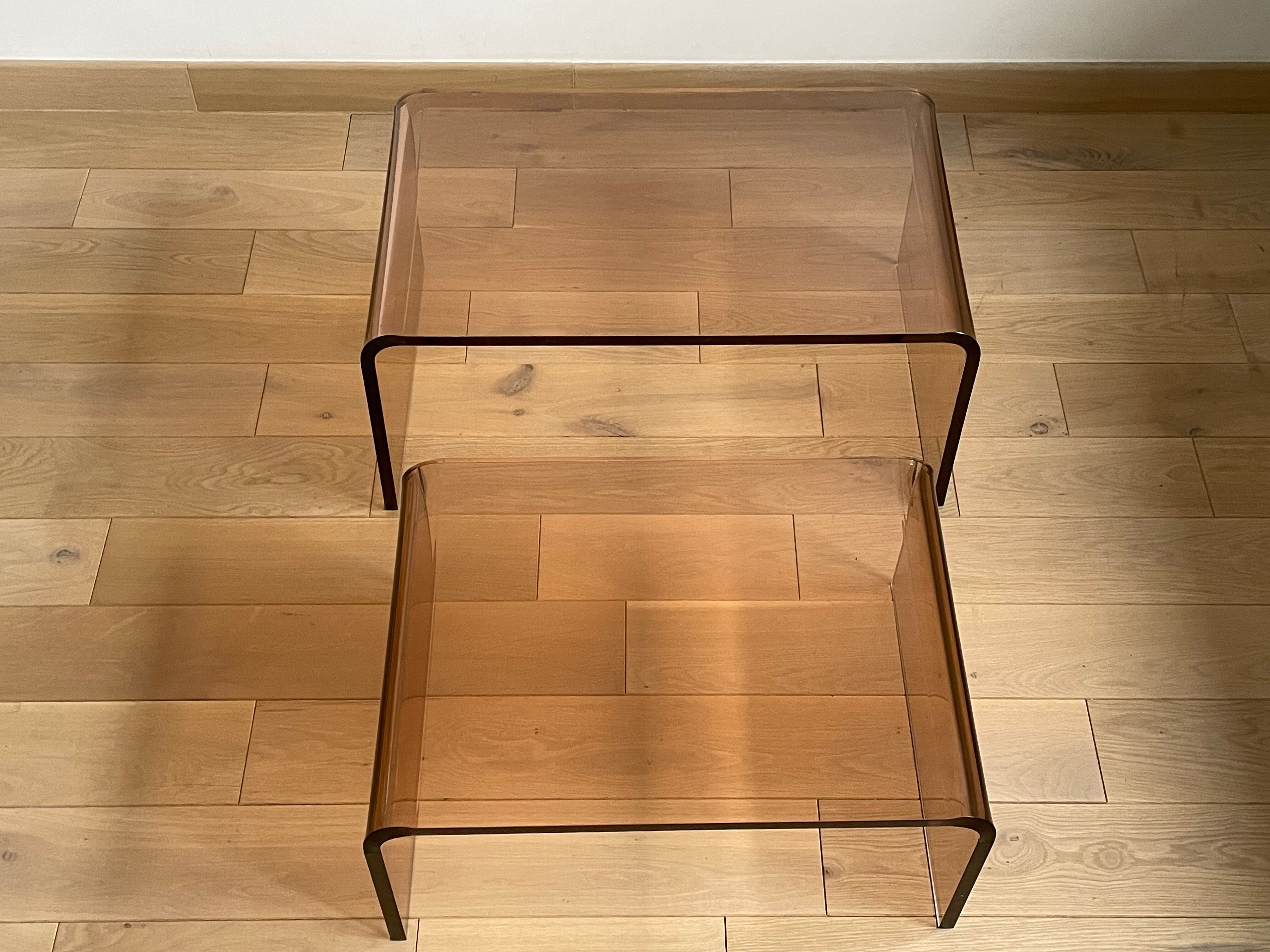 2 altuglas smoked nesting coffee table, 1970s